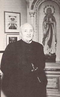 Le père Lelièvre en 1950.