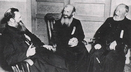 Trois vétérans missionnaires : les PP. Ducharme, Moraud, et Rossignol.